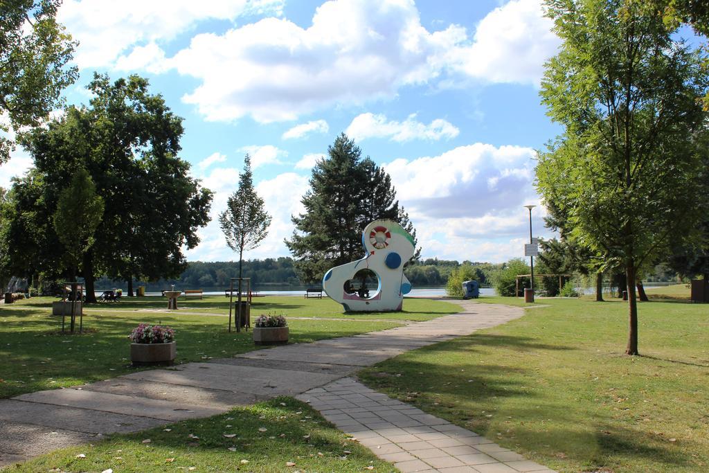 Apartment Promenada Poděbrady Εξωτερικό φωτογραφία